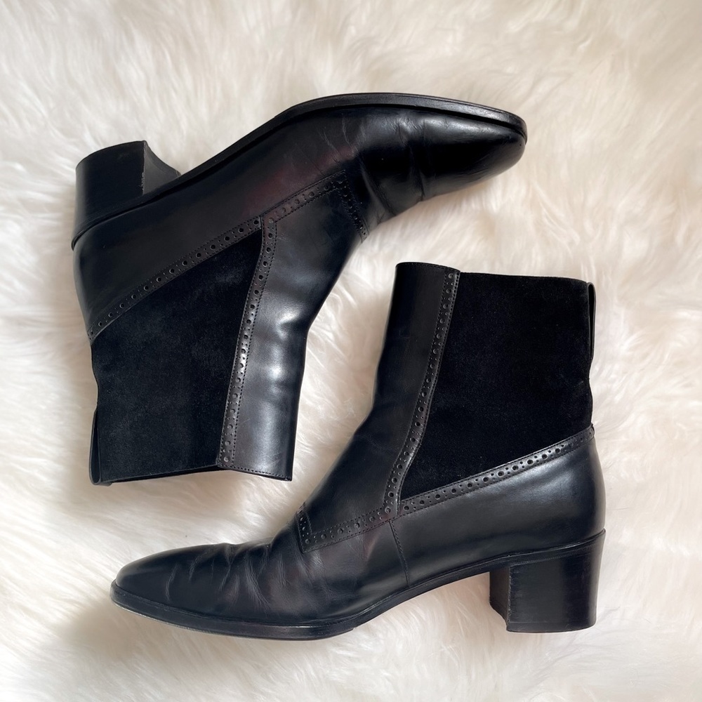 Salvatore Ferragamo Leather Pull On Chelsea Ankle Boots